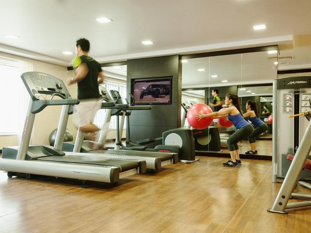 Carlton Downtown Hotel